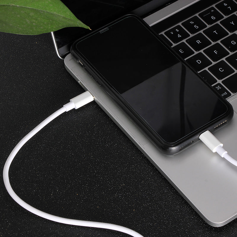 Кабель VCOM Type-C - Lightning 18 Вт PD