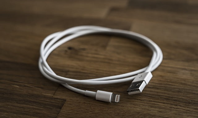 Top 5 Things to Check Before Buying a DP Cable in 2025