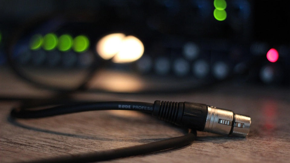 HDMI Adapter vs Cable: What’s the Difference and When to Use Each?