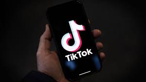 TikTok Confirms a “Major Infrastructure Issue” — What Happened, Why the App Glitched, and What It Means After the US Ownership Shift