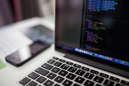 USB Versions Explained: From 12Mbps to 80Gbps — How Fast Is Your USB Port?